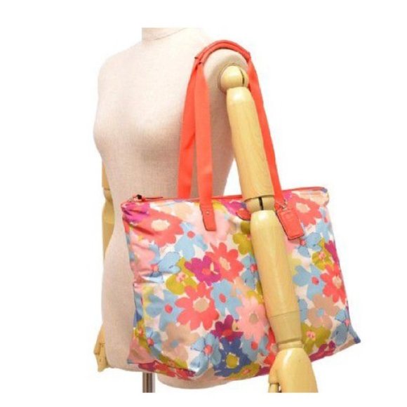 COACH WEEKENDER TOTE SHOULDER BAG 2 pc Travel - Picture 3 of 3